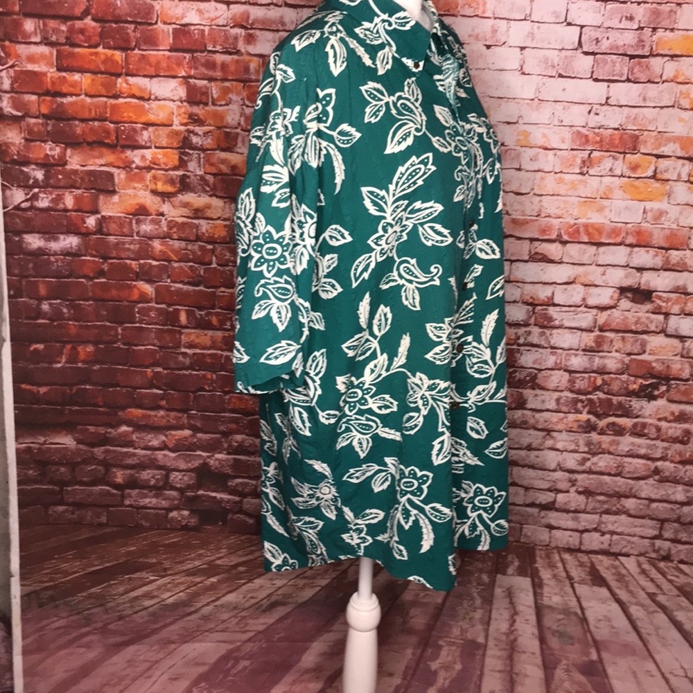 Chaps Ralph Lauren Green and White Hawaiian Shirt - Picture 4 of 10